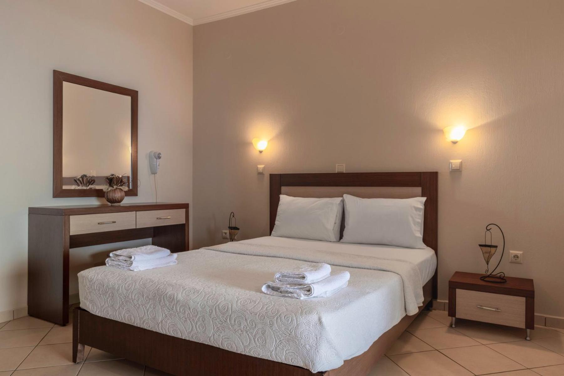 Agnanti Studios Panagia  Ngoại thất bức ảnh